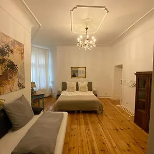 Apartment My Little Castle -