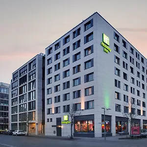 Hotel East Side By Ihg