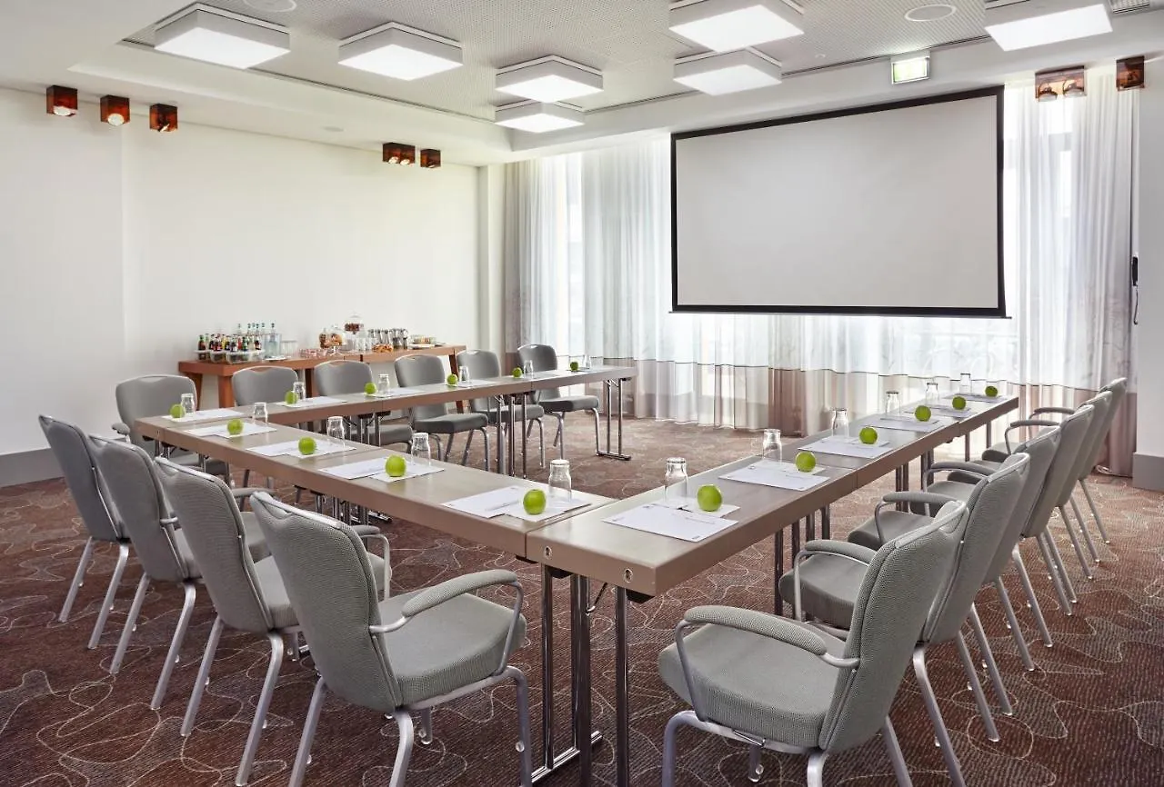 Holiday Inn Berlin-Alexanderplatz, An Ihg Hotel